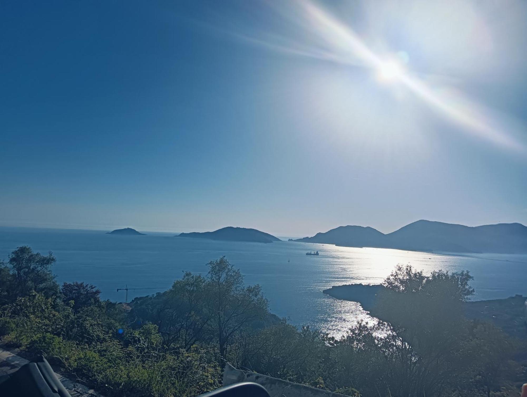 La Terrazza Di Ameglia Alta Exterior foto